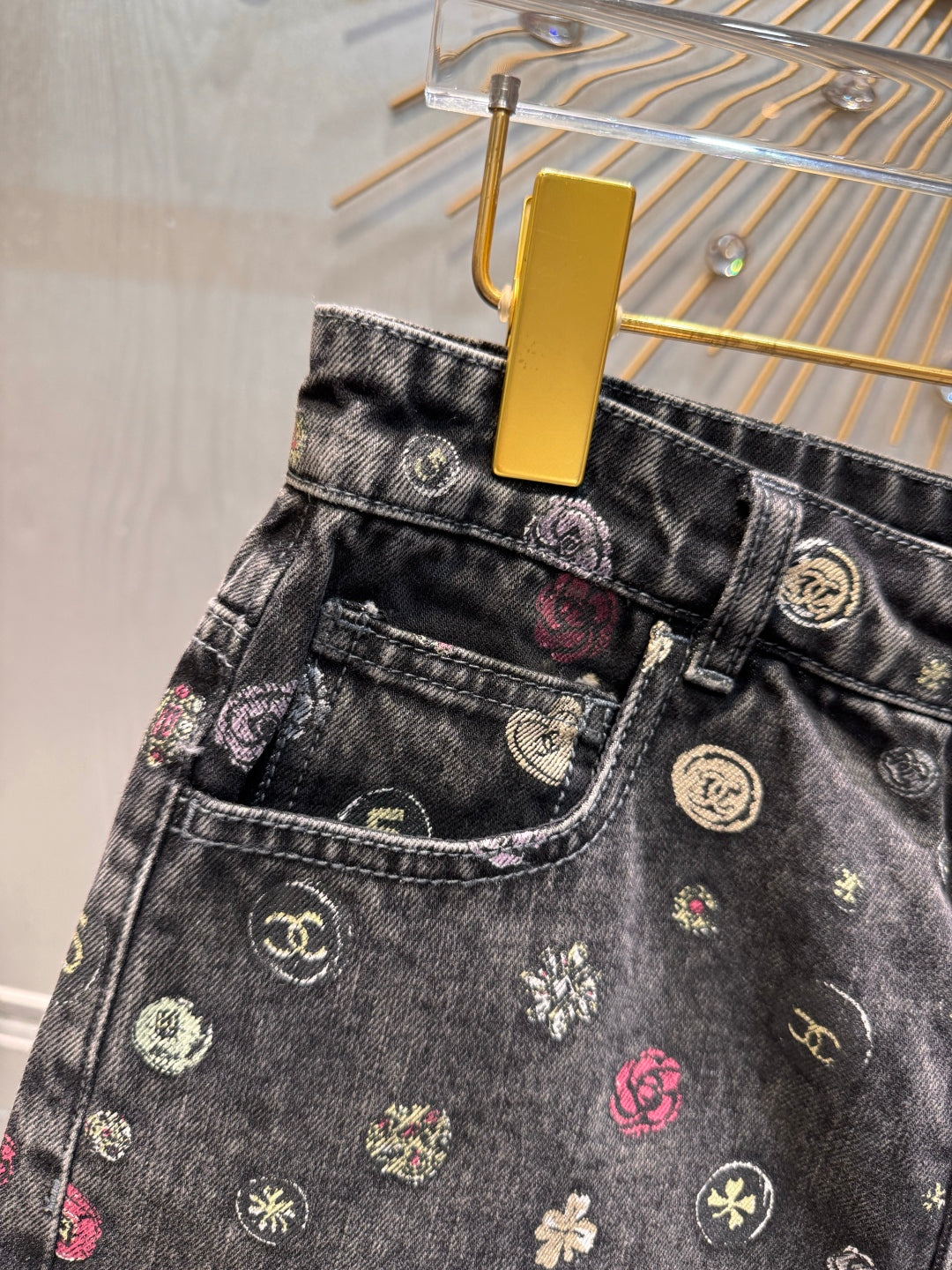 Cha 25fw Denim printed shorts