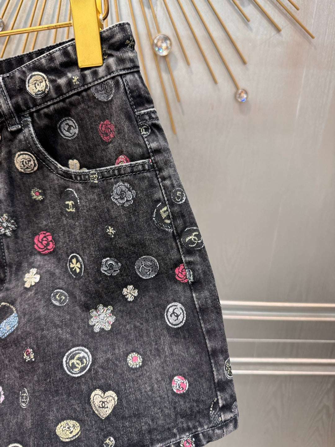 Cha 25fw Denim printed shorts