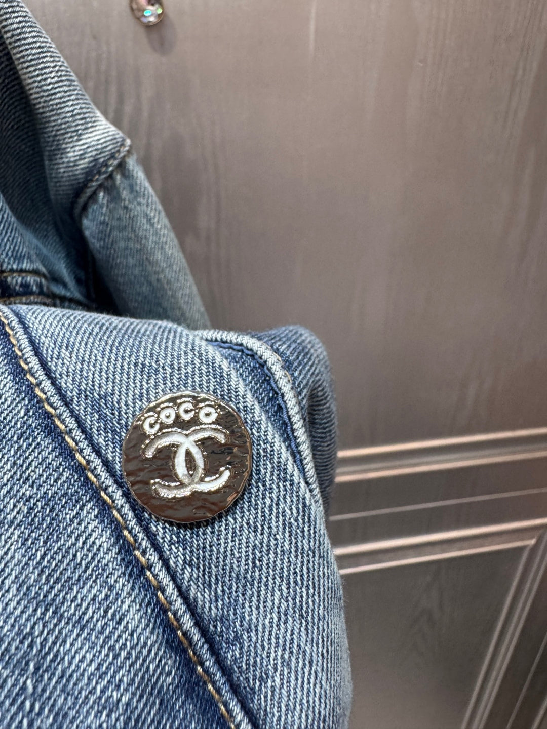 Cha 25fw Blue denim embroidered short jacket