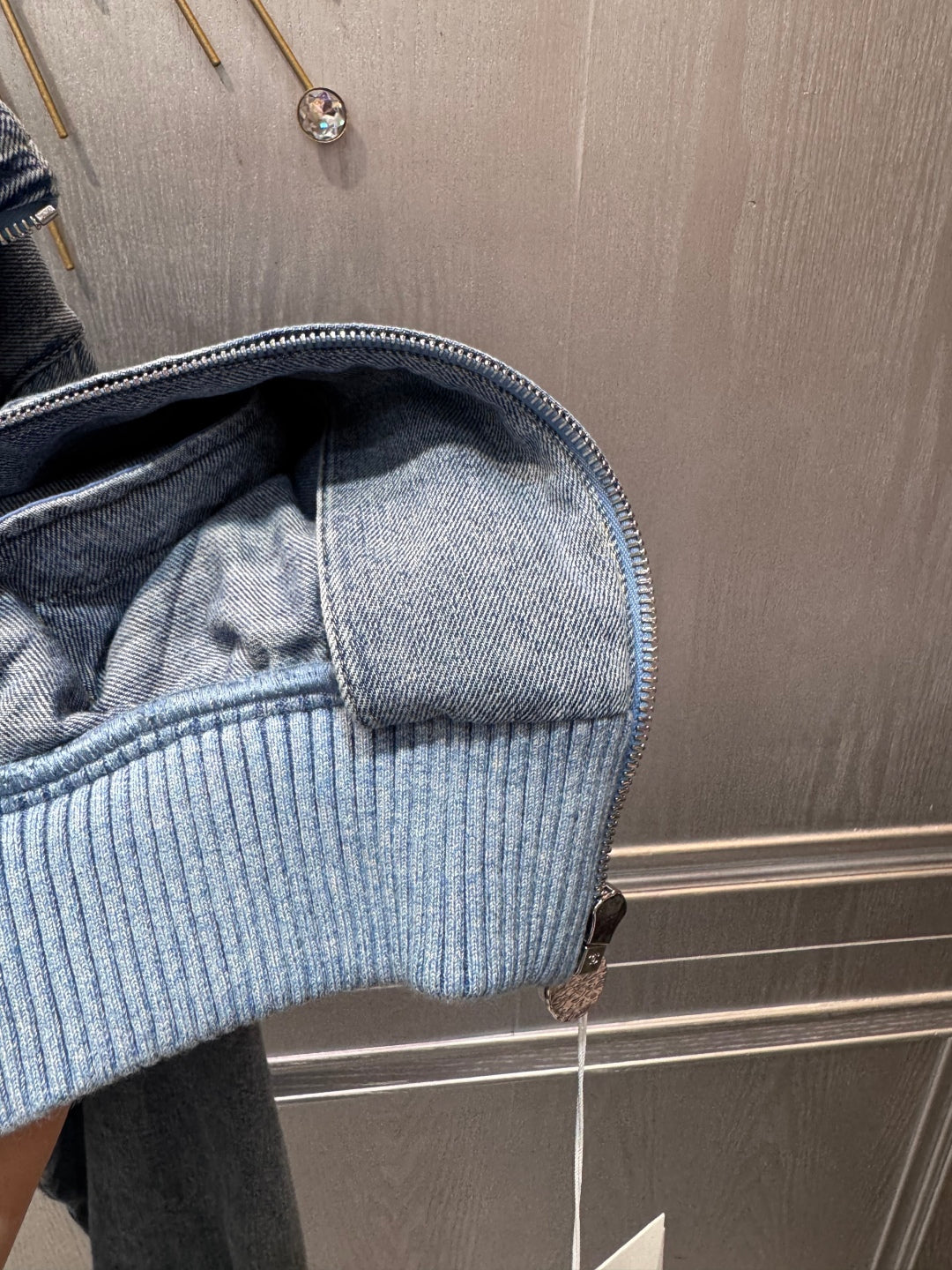 Cha 25fw Blue denim embroidered short jacket