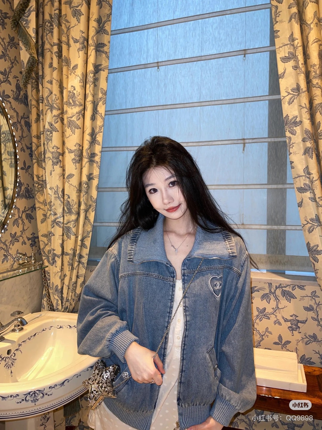 Cha 25fw Blue denim embroidered short jacket
