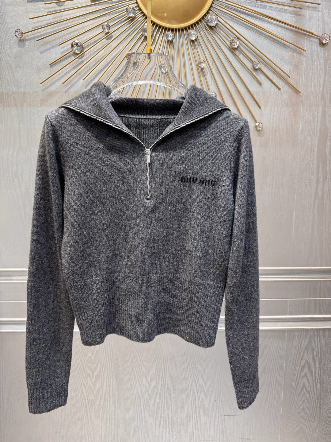 Mu 25fw Grey long sleeved sweater knitted sweater