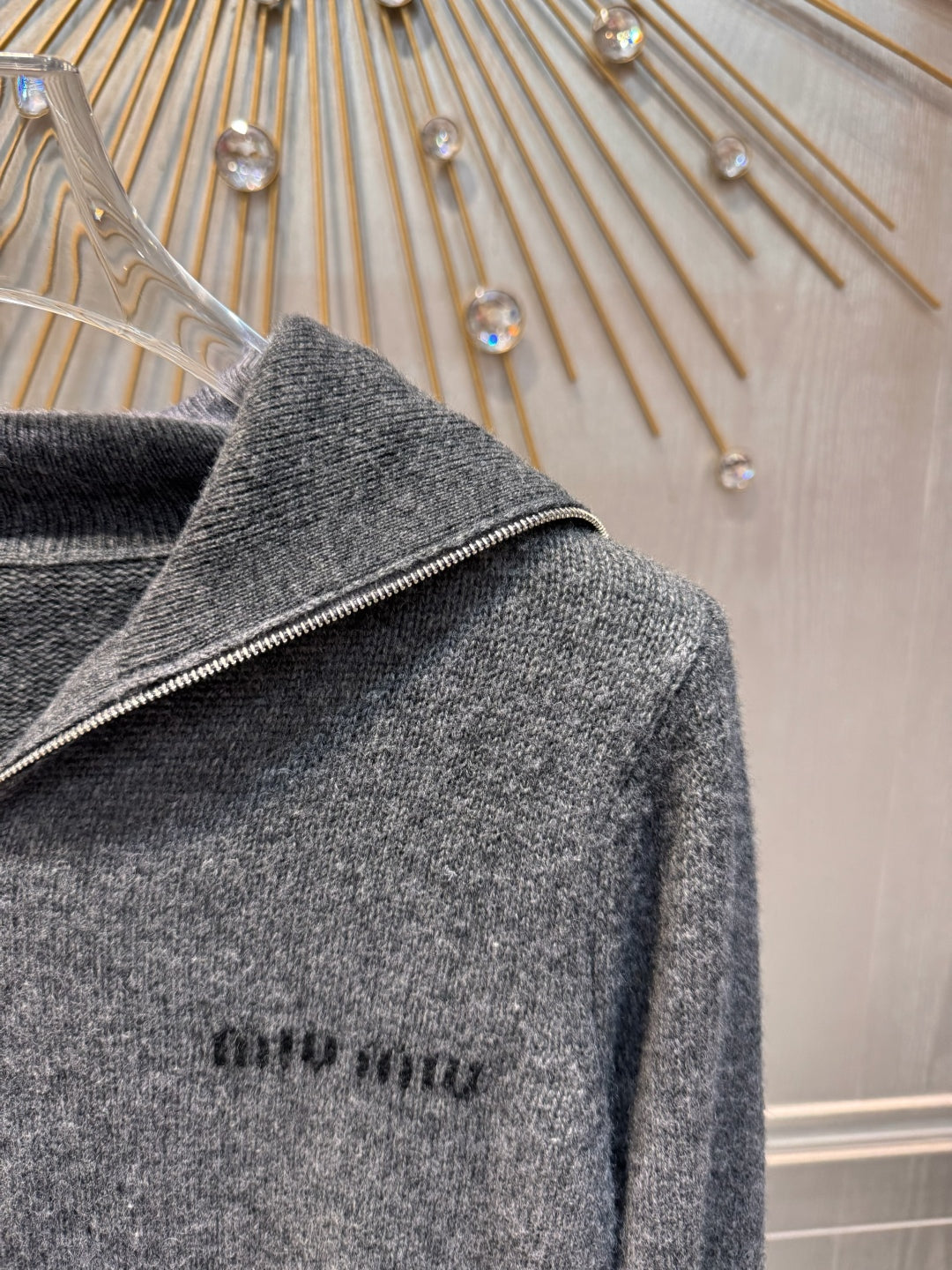 Mu 25fw Grey long sleeved sweater knitted sweater