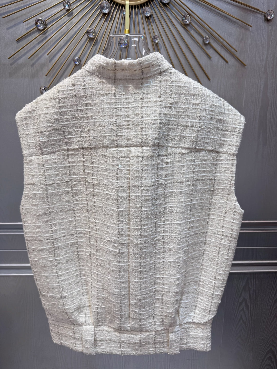 Cha 25fw Sleeveless sequined vest