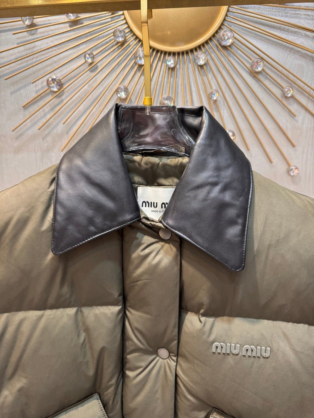 Mu 25fw Down vest olive green