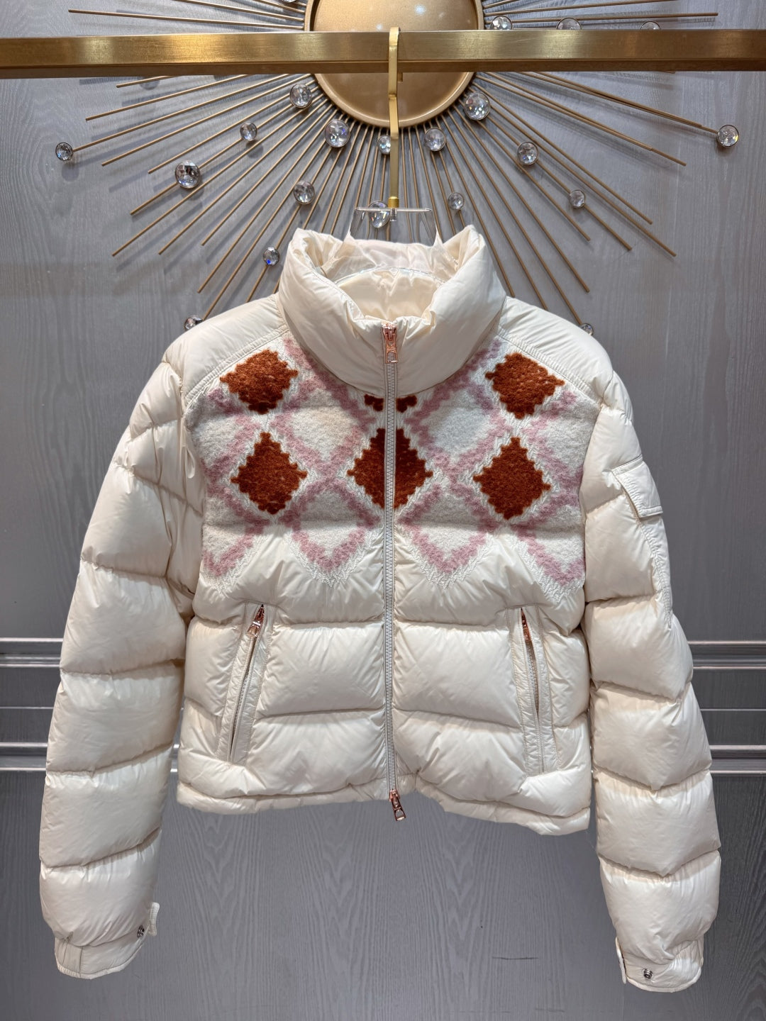 Moc 25fw White diamond grid down jacket