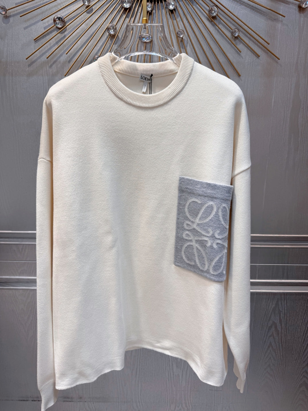 Loe 25FW White hooded sweatshirt