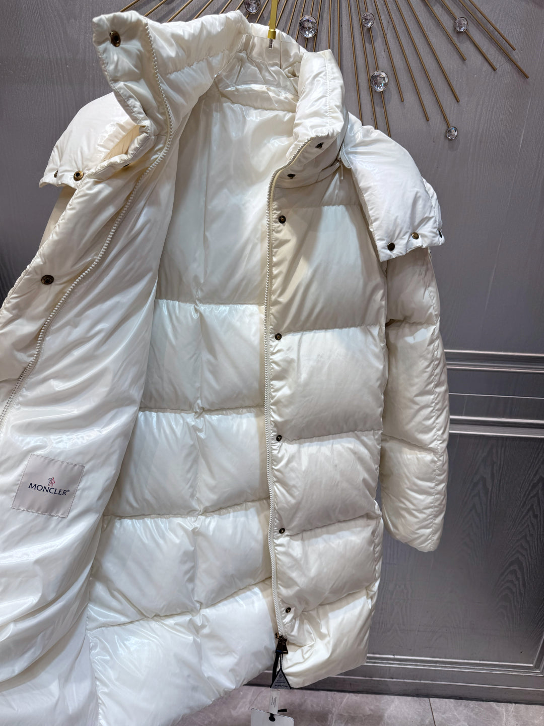 MOC 25fw White long down jacket