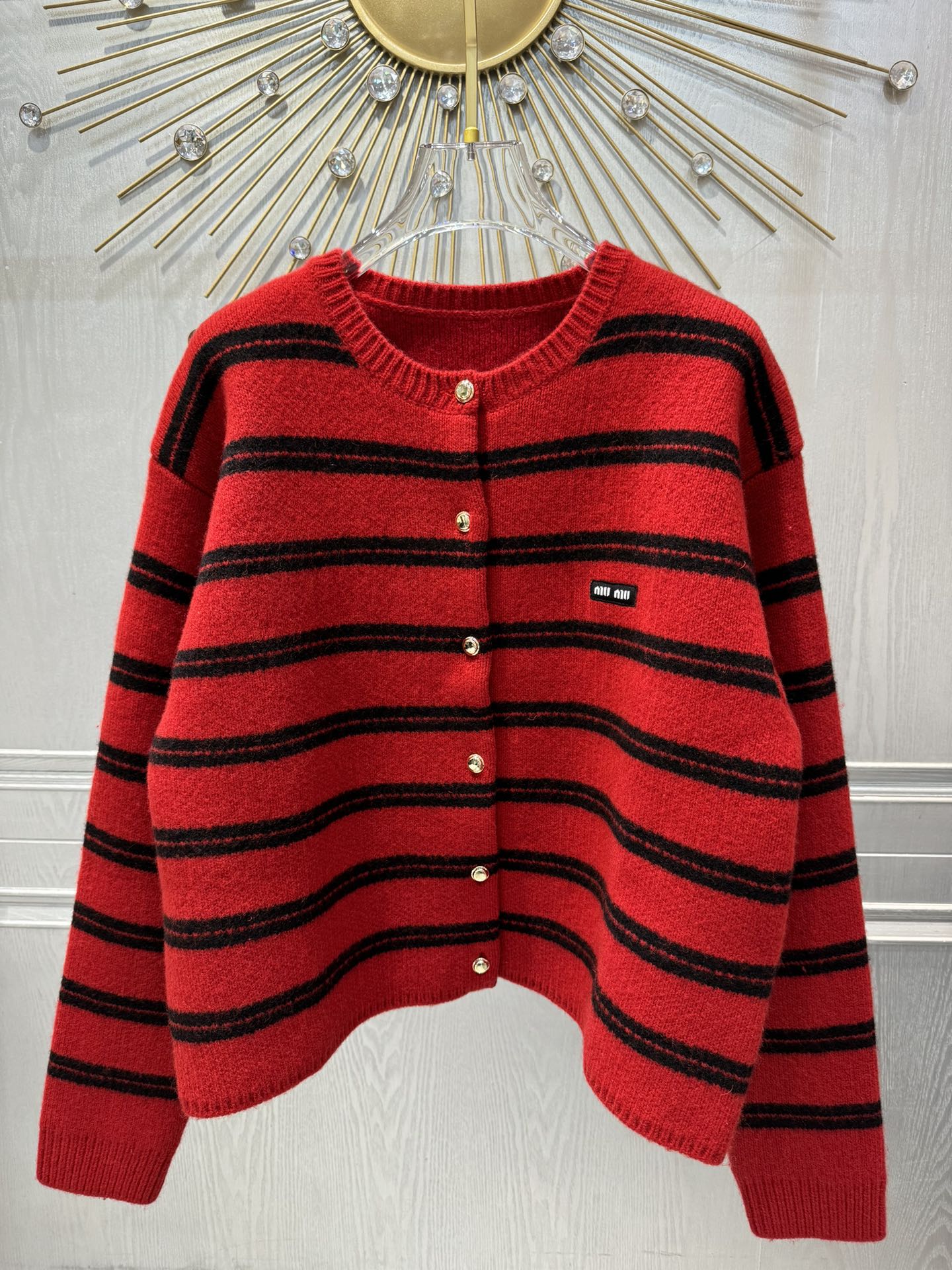 Mu 25fw Red striped knitted sweater