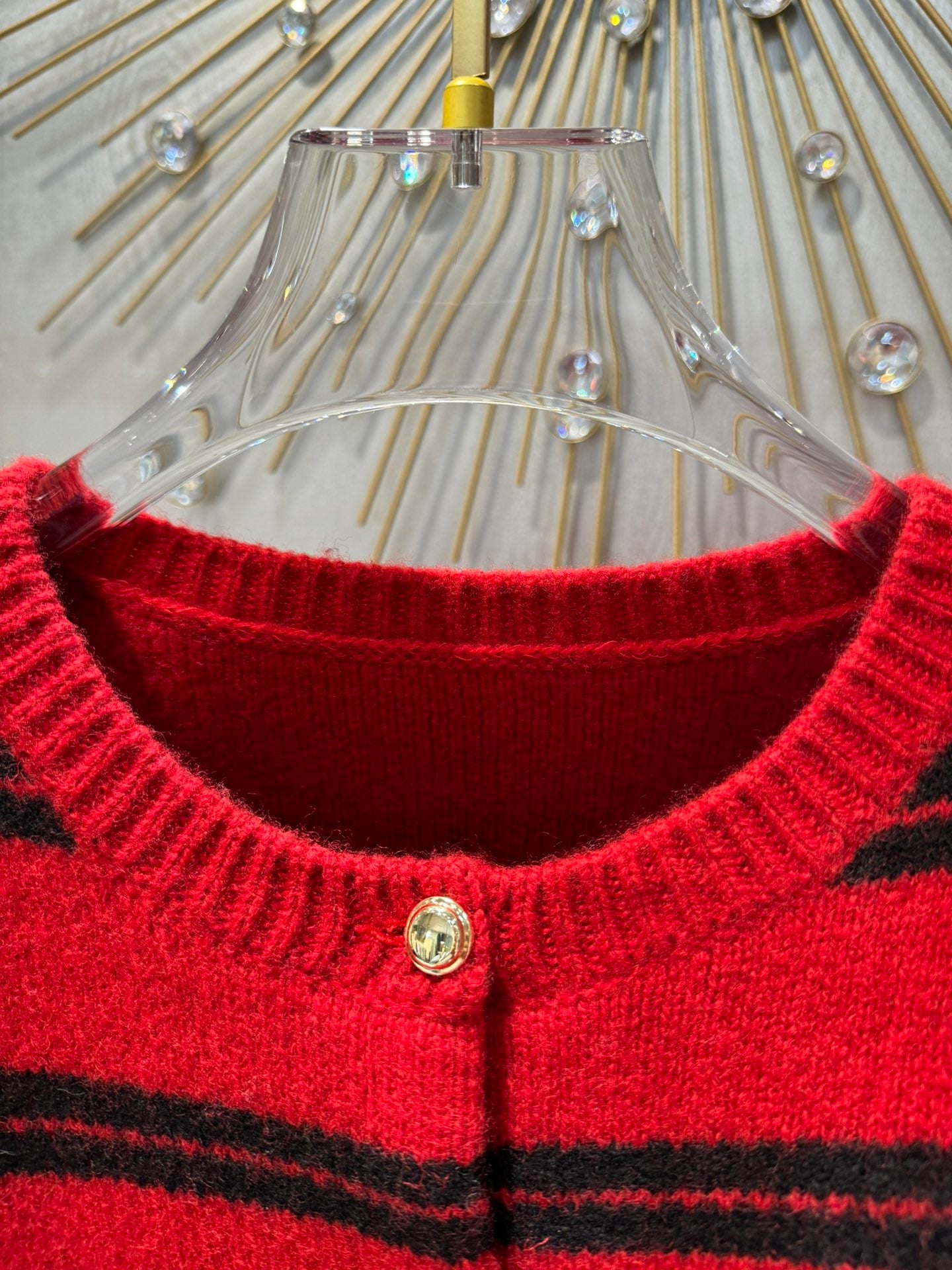 Mu 25fw Red striped knitted sweater