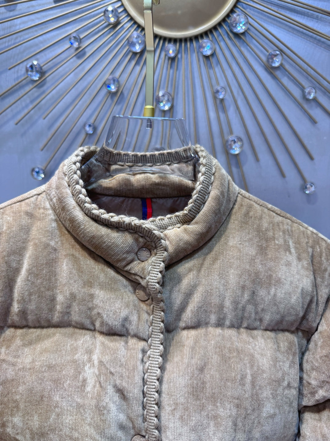 Moc 25fw Milk tea colored velvet down jacket