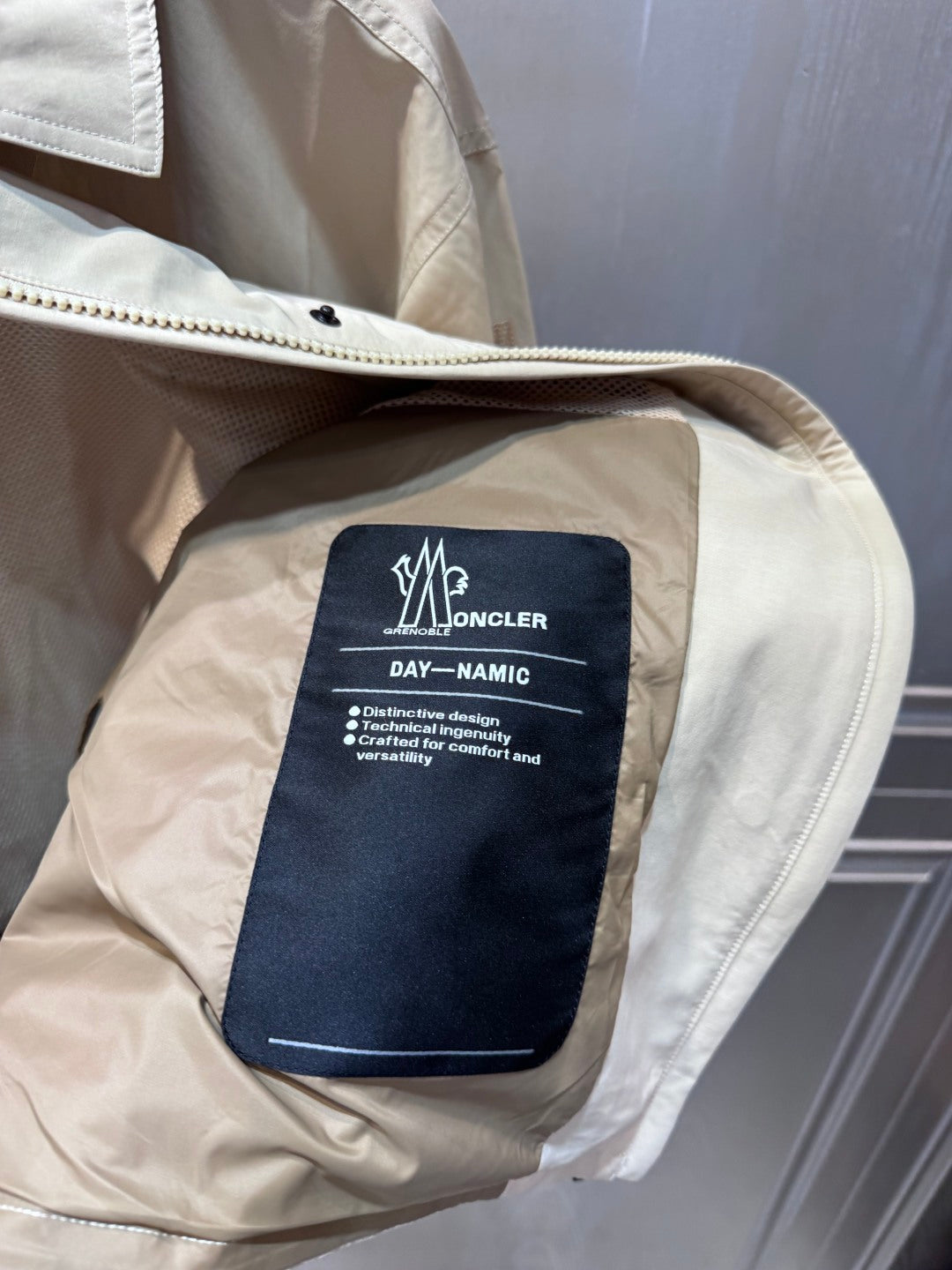 Moc 25fw Ladies' outdoor windbreaker