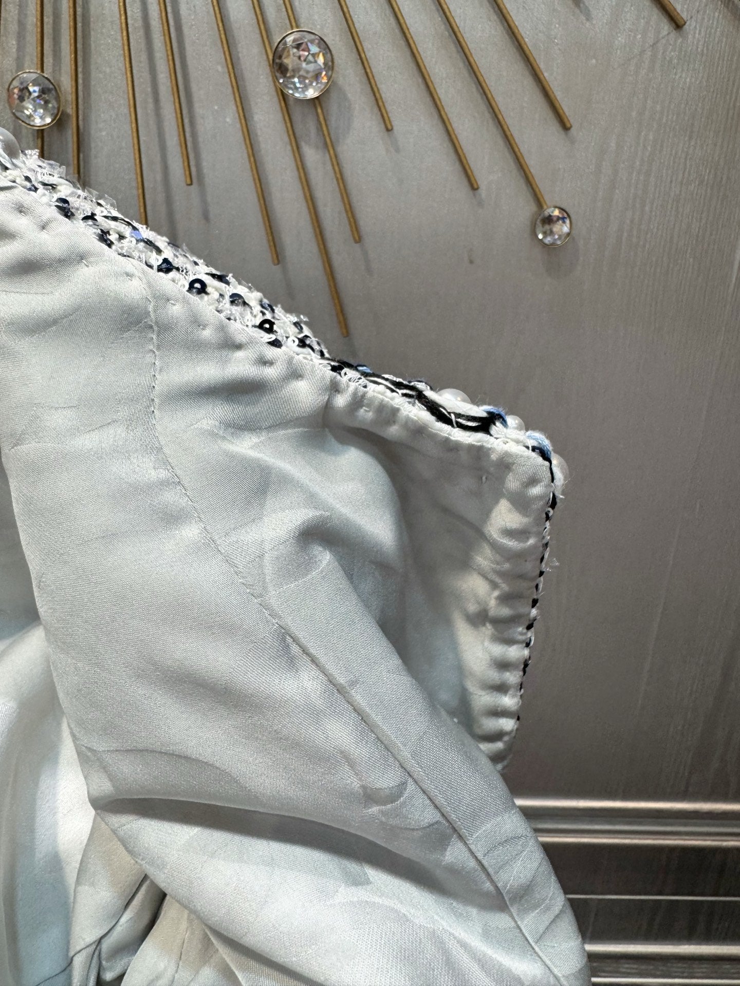 Che 25fw Sequined pearl jacket