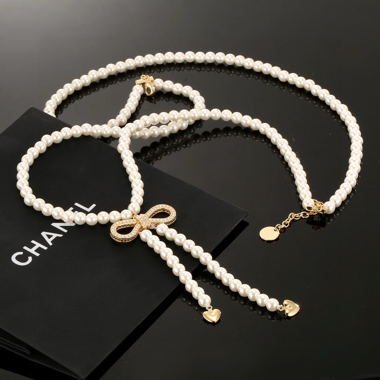 CD Bow Pearl Necklace Sweater Chain