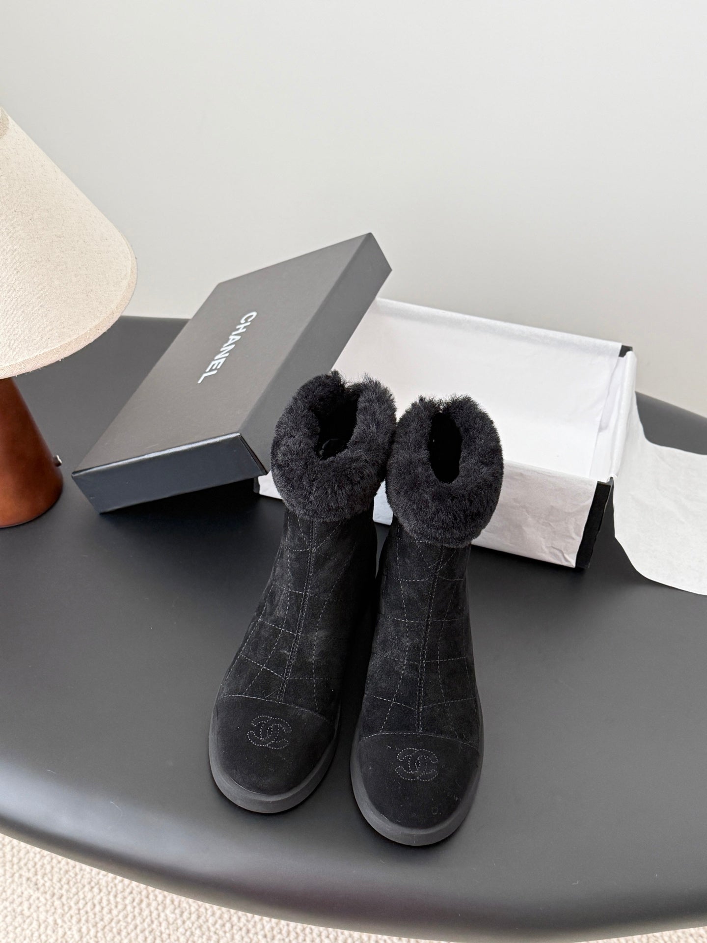 Che New suede ankle boots for autumn and winter