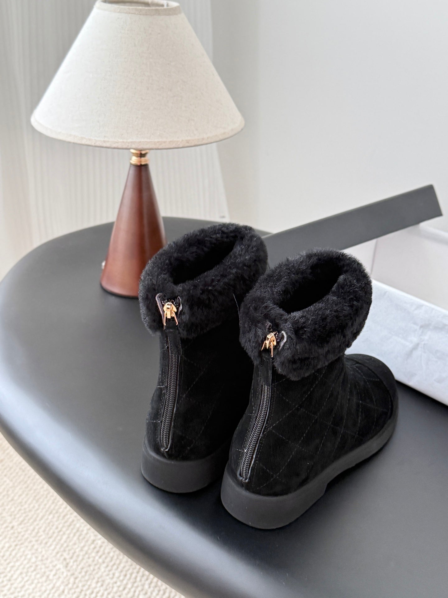 Che New suede ankle boots for autumn and winter