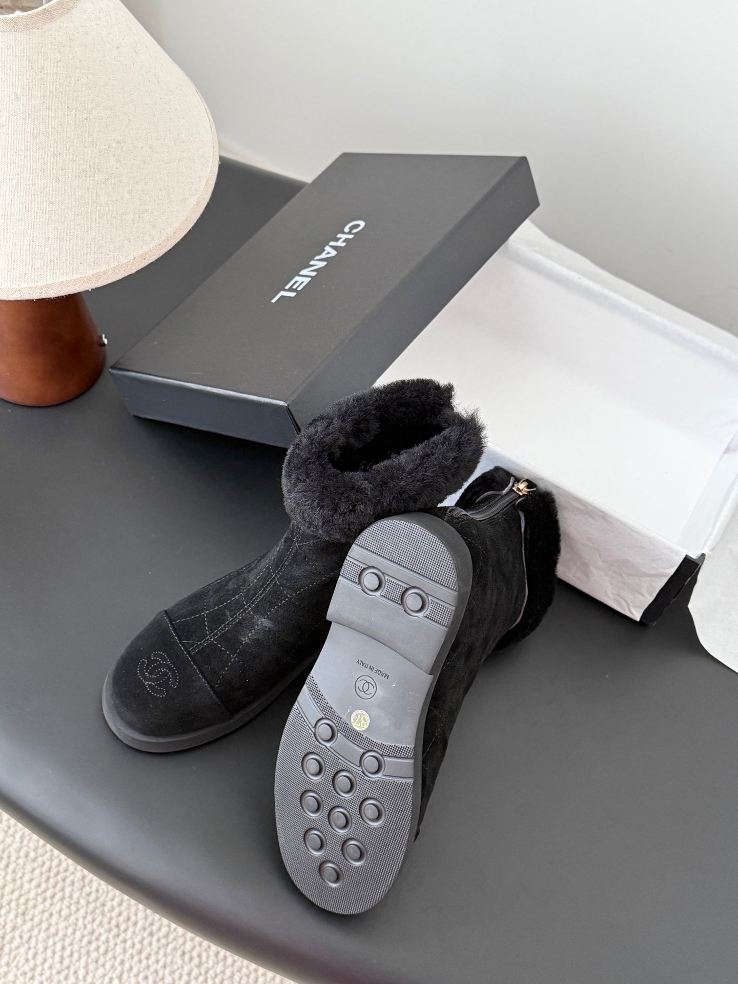 Che New suede ankle boots for autumn and winter