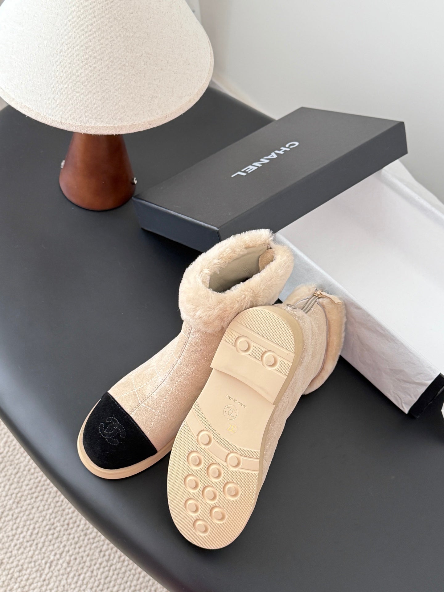 Che New suede ankle boots for autumn and winter