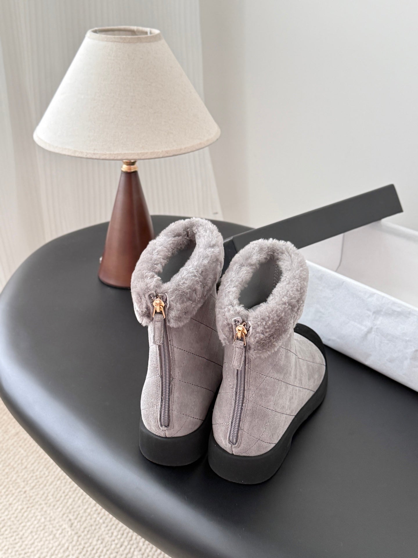 Che New suede ankle boots for autumn and winter