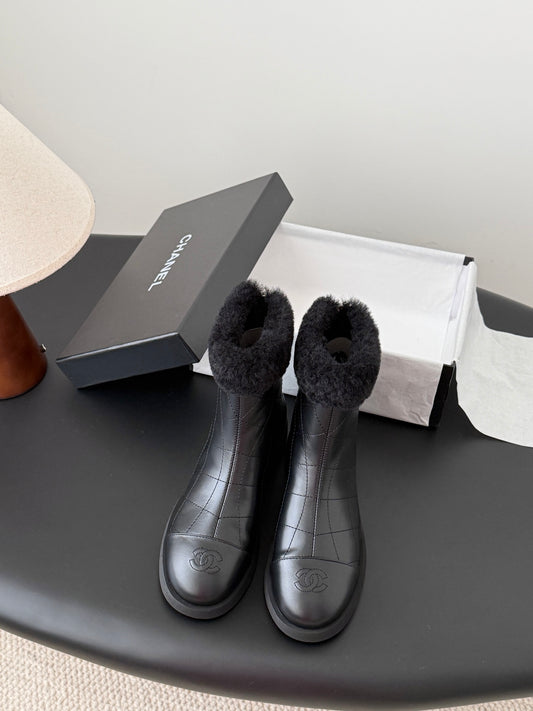 Che New suede ankle boots for autumn and winter