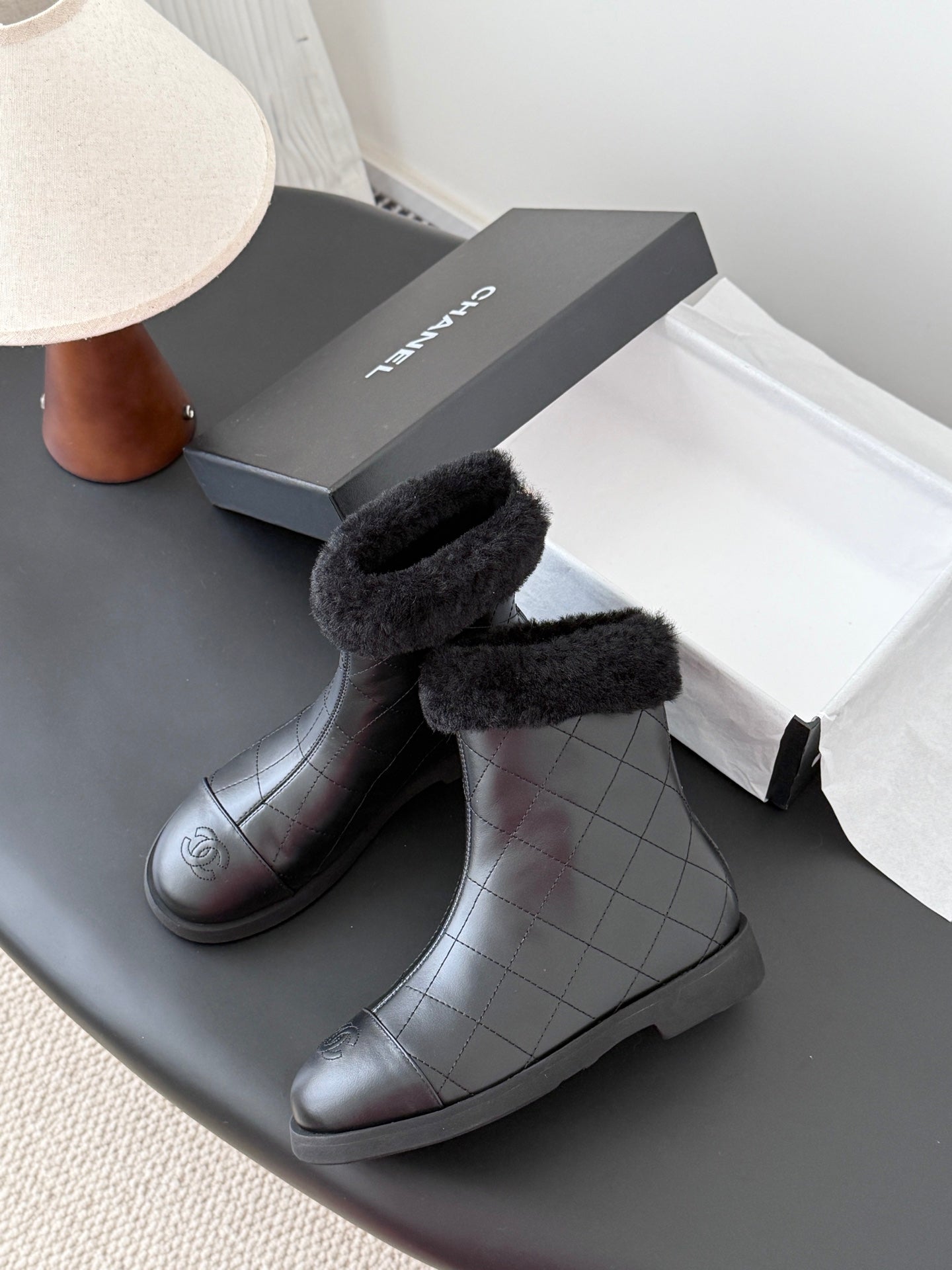 Che New suede ankle boots for autumn and winter