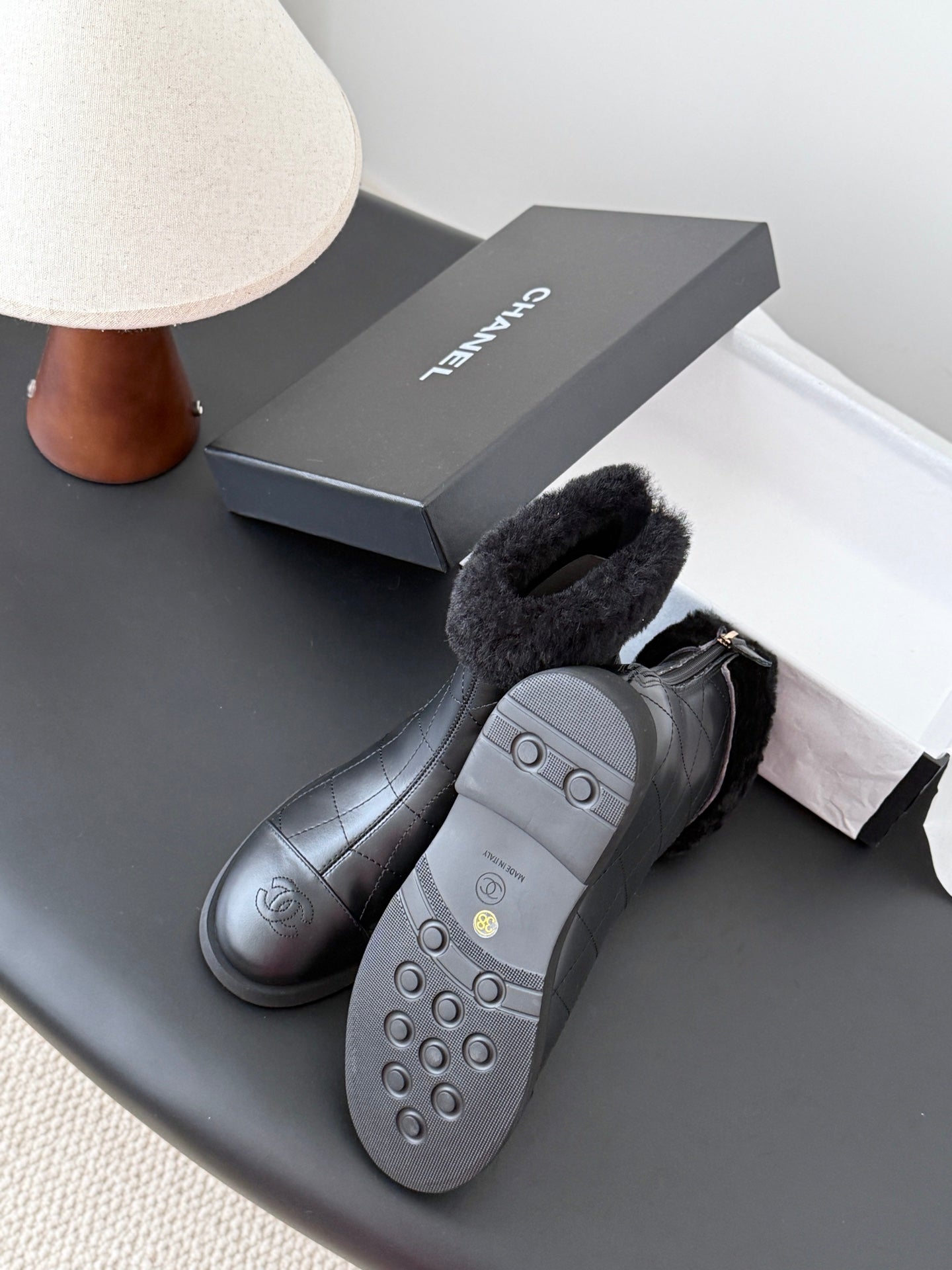 Che New suede ankle boots for autumn and winter