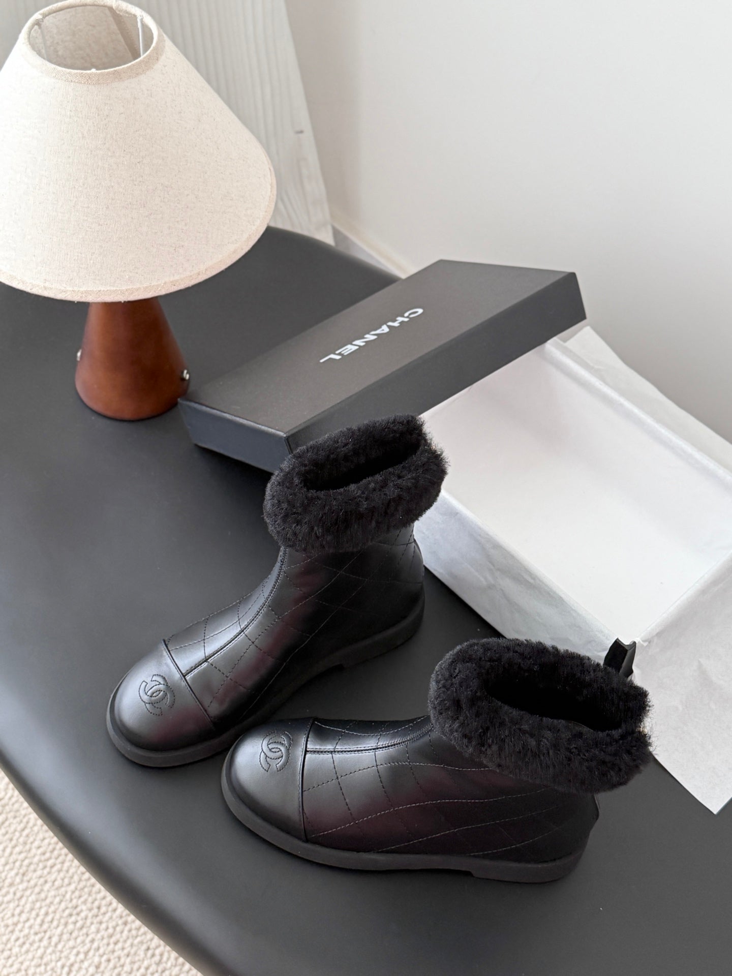 Che New suede ankle boots for autumn and winter