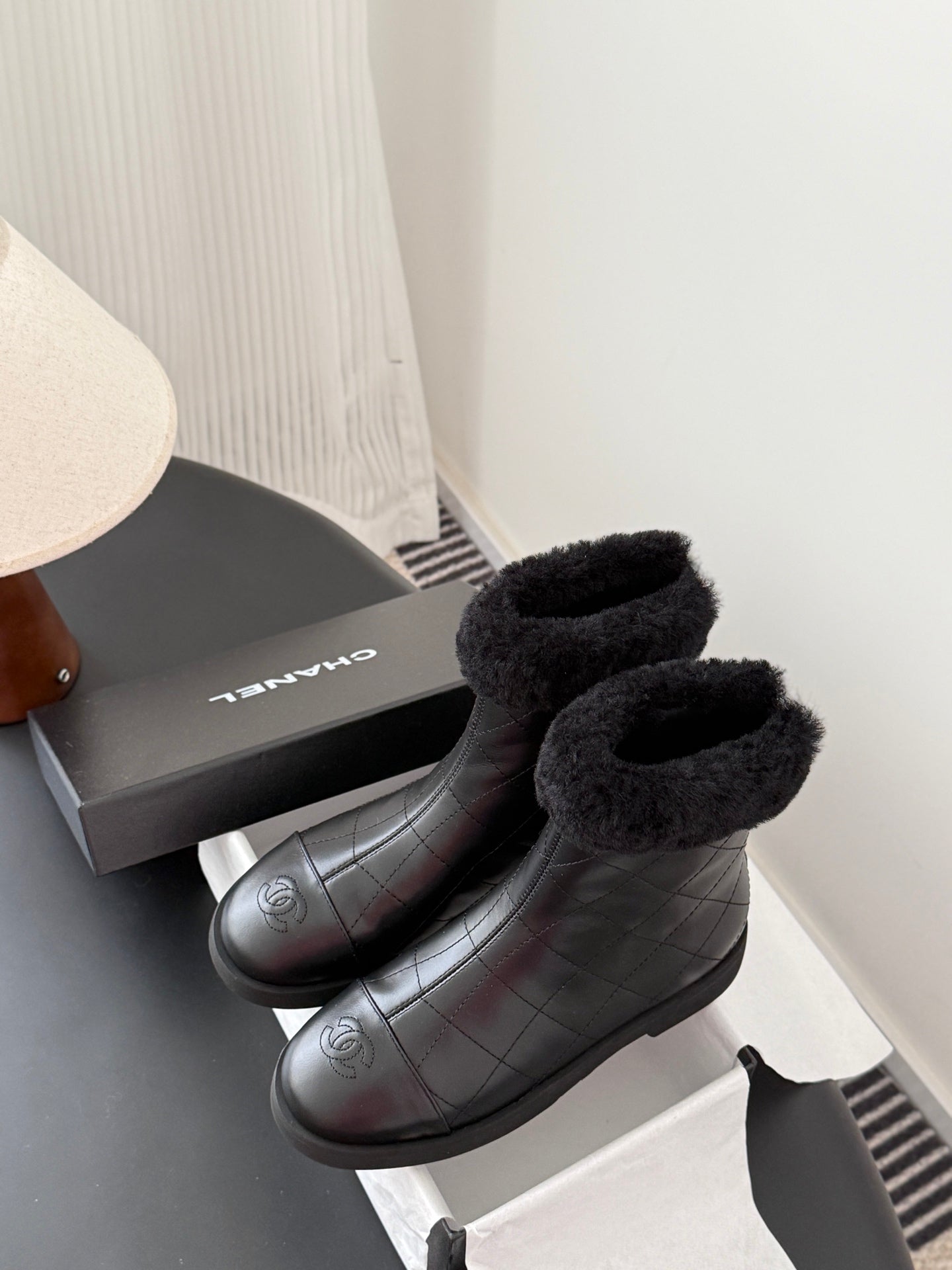 Che New suede ankle boots for autumn and winter