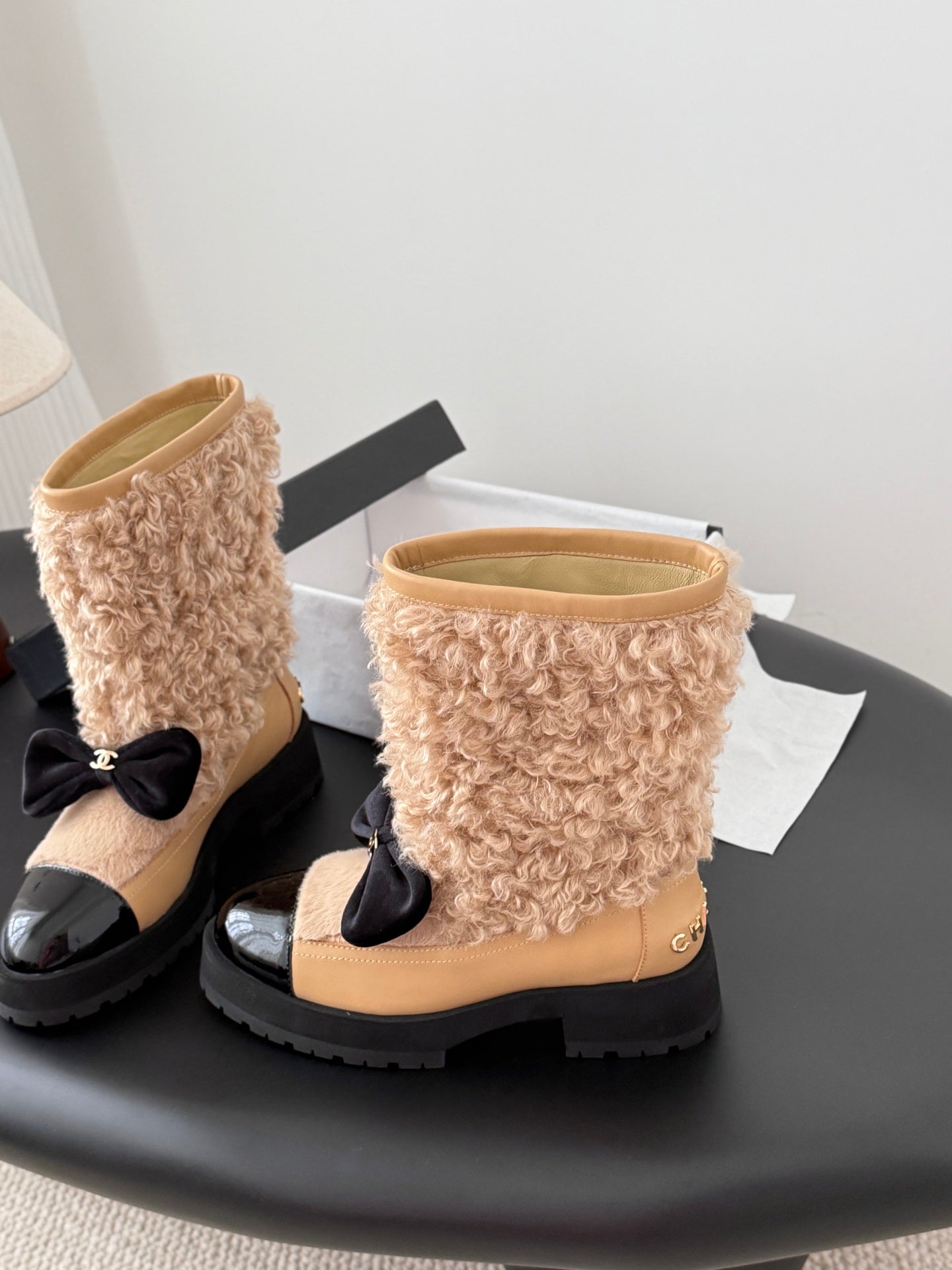 Che New autumn/winter fluffy sheepskin ankle boots