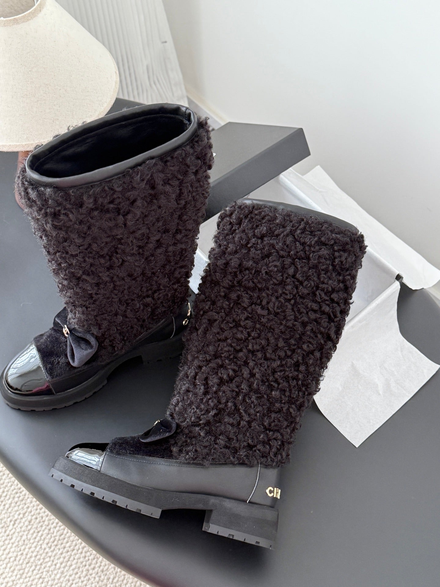 Che New autumn/winter fluffy sheepskin boots