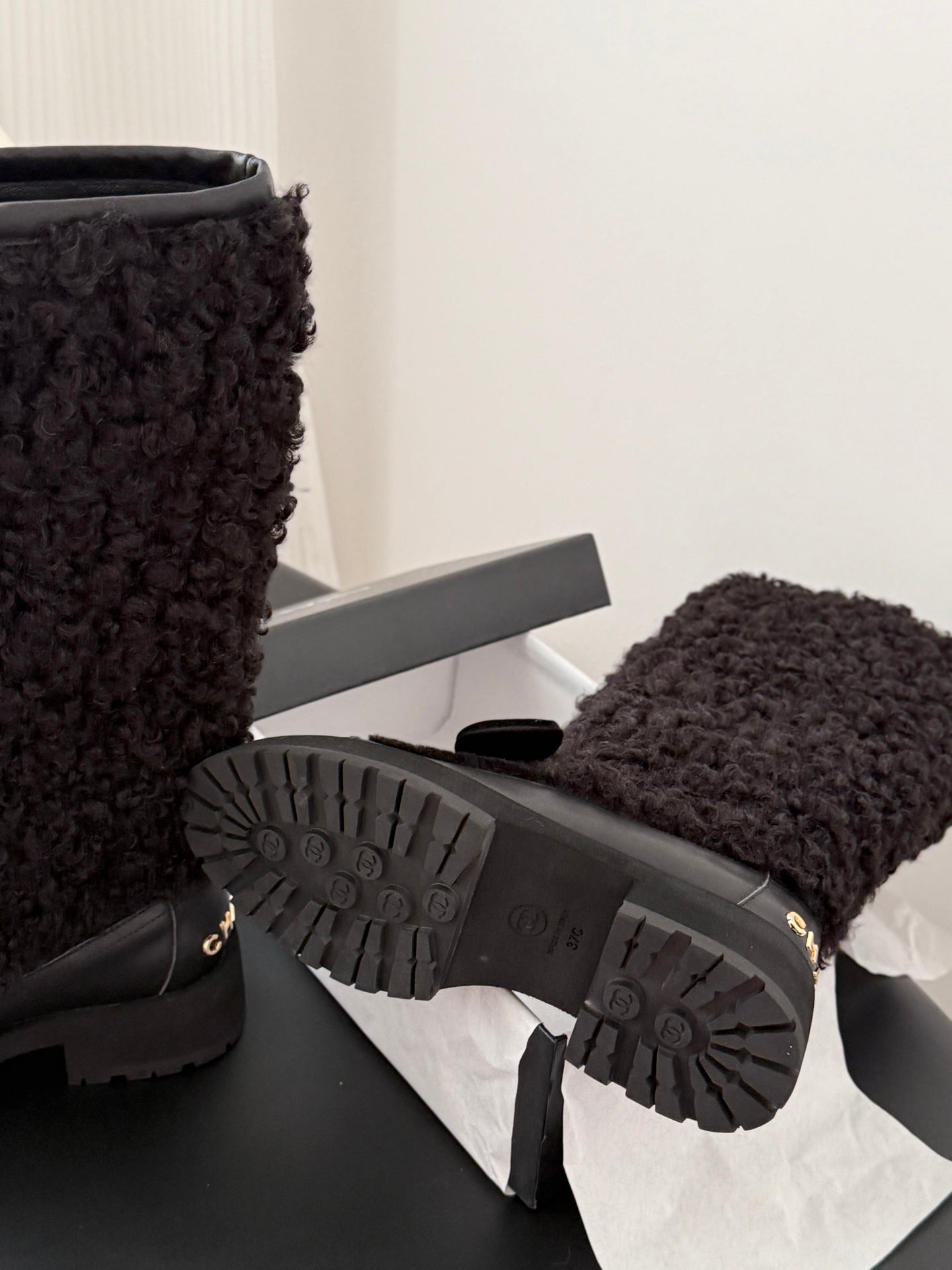 Che New autumn/winter fluffy sheepskin boots