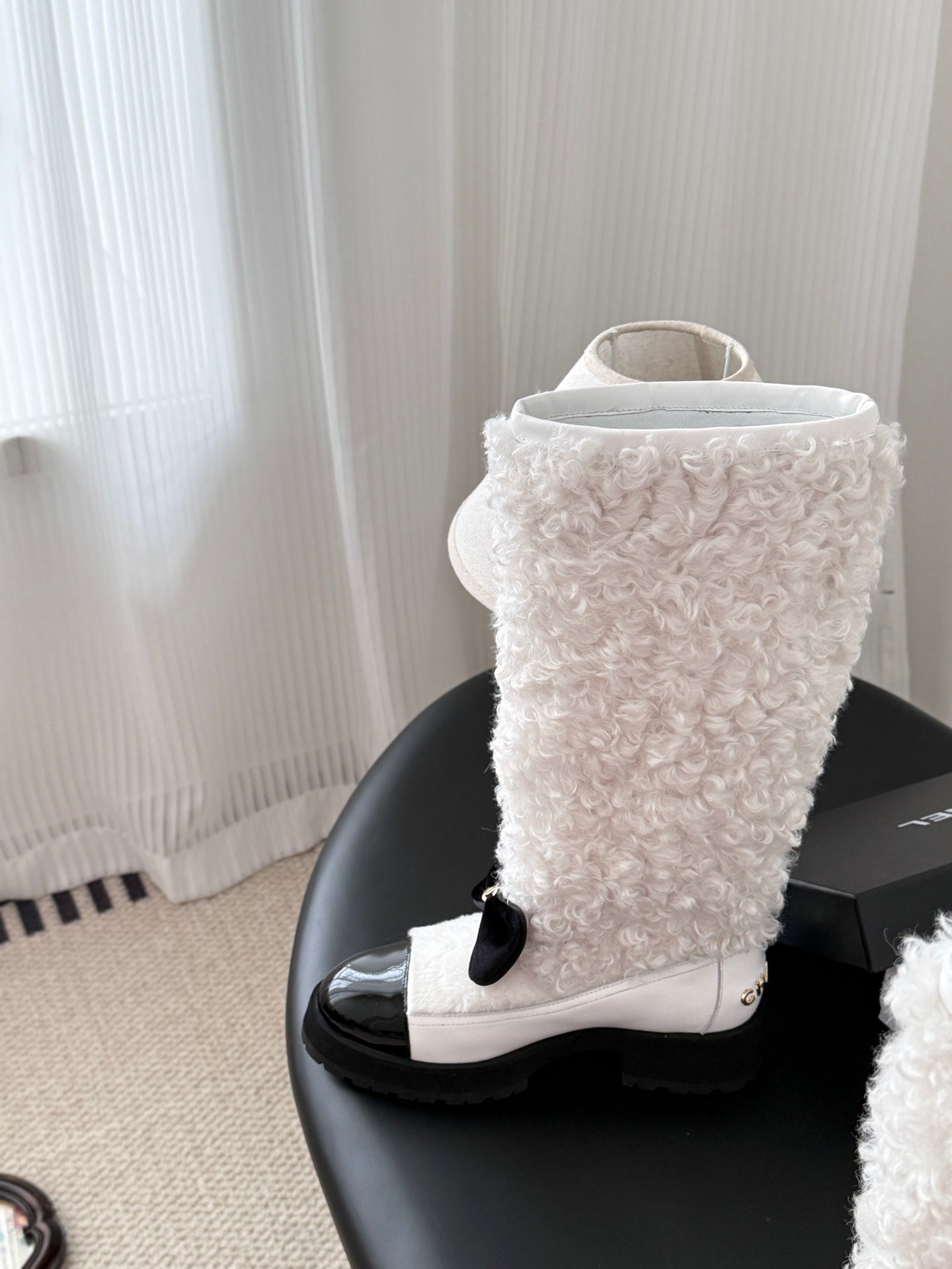 Che New autumn/winter fluffy sheepskin boots