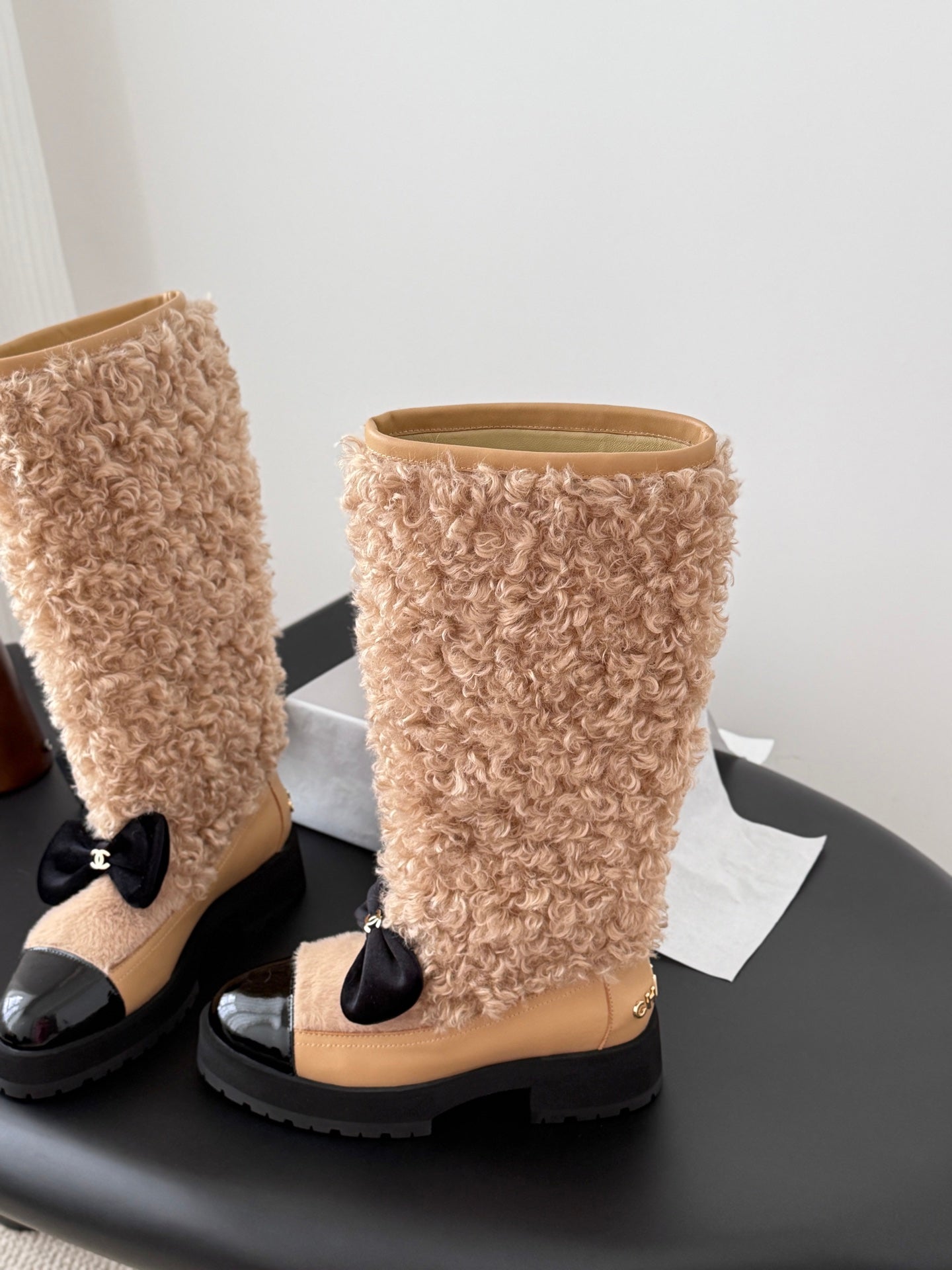 Che New autumn/winter fluffy sheepskin boots