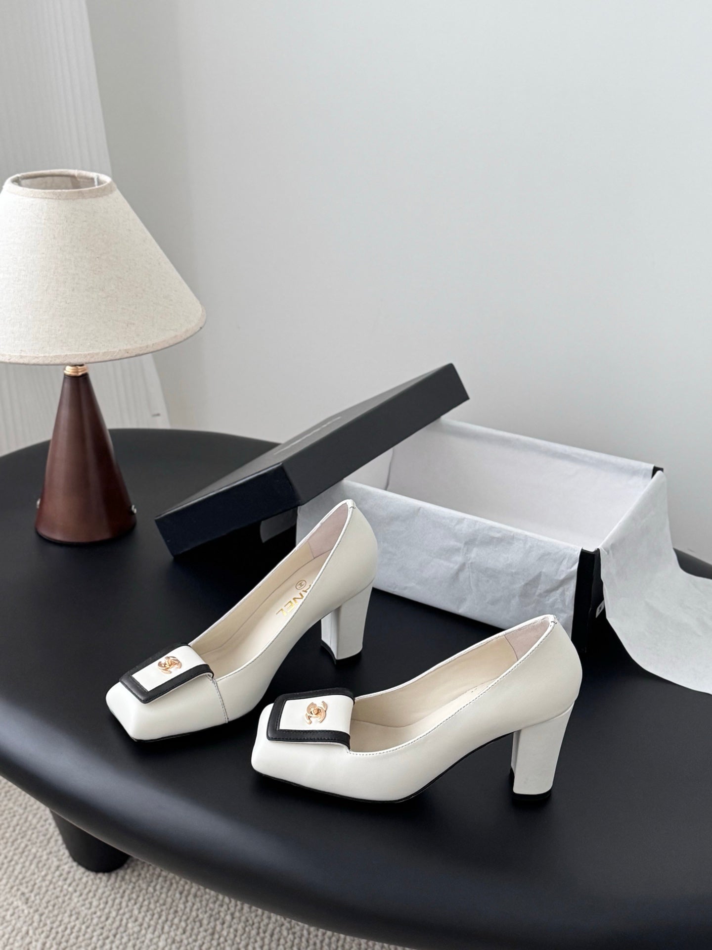 Che classic schoolbag buckle sheepskin single shoes