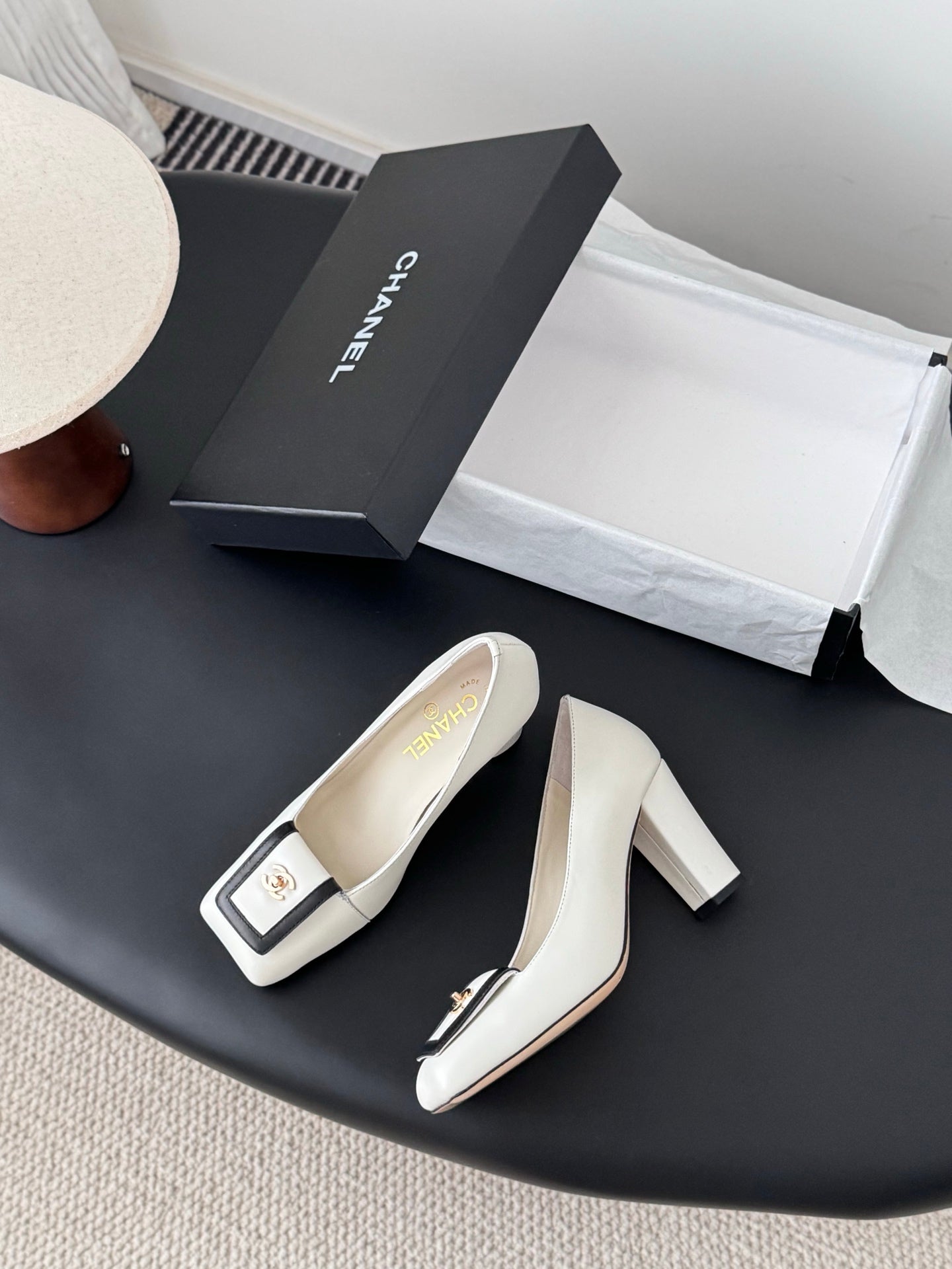 Che classic schoolbag buckle sheepskin single shoes