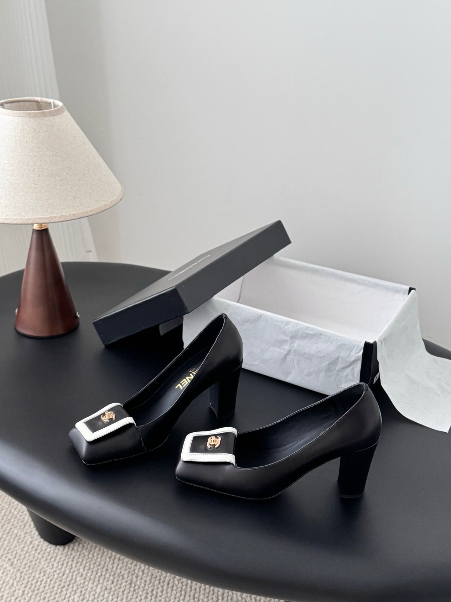 Che classic schoolbag buckle sheepskin single shoes