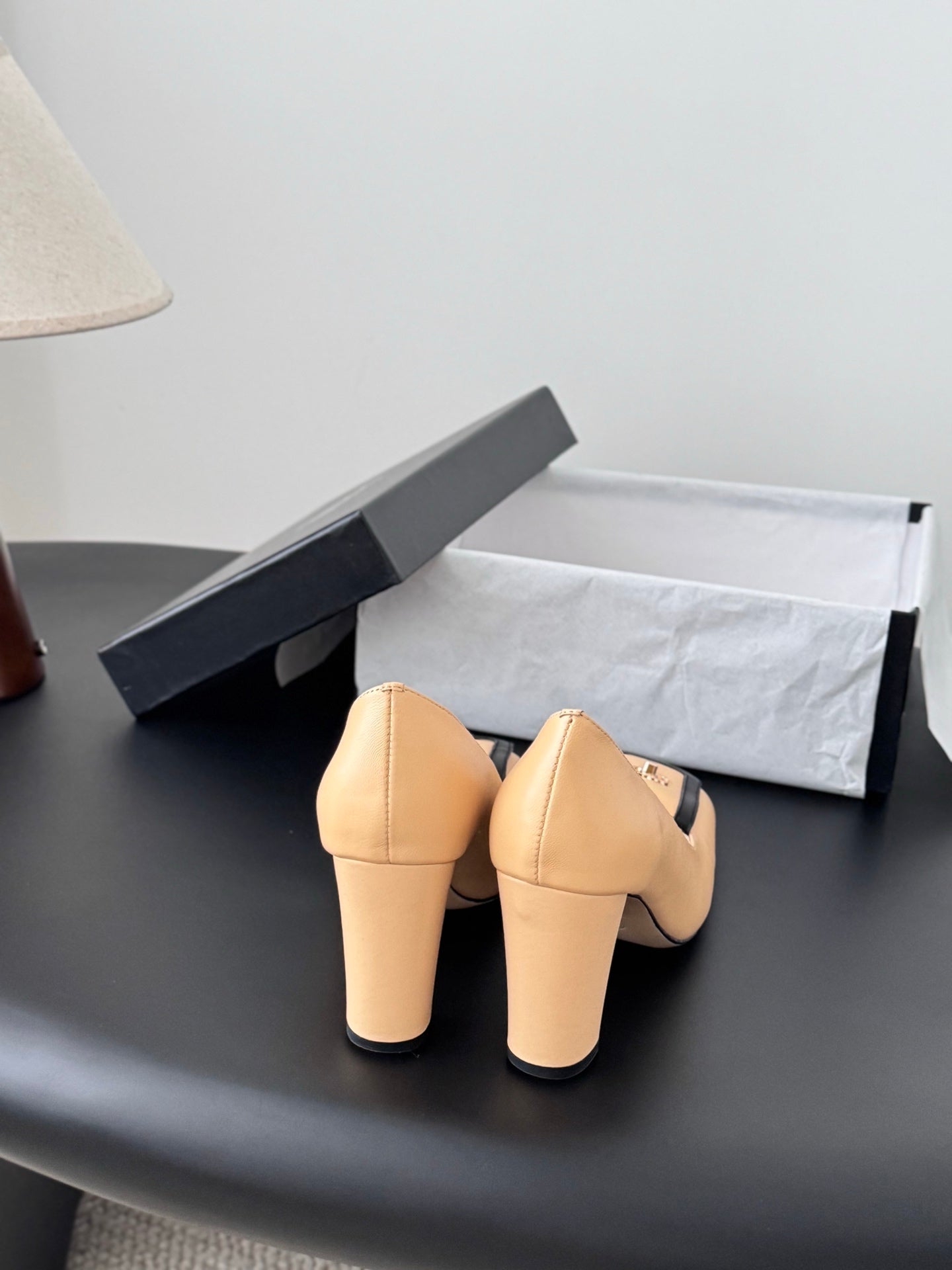 Che classic schoolbag buckle sheepskin single shoes