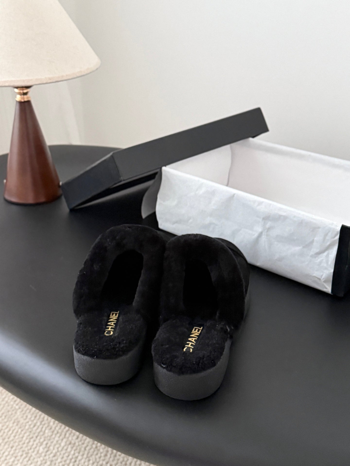 Che New autumn/winter plush slippers