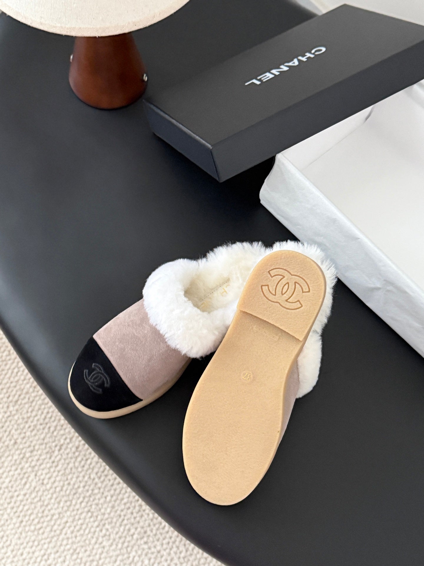 Che New autumn/winter plush slippers
