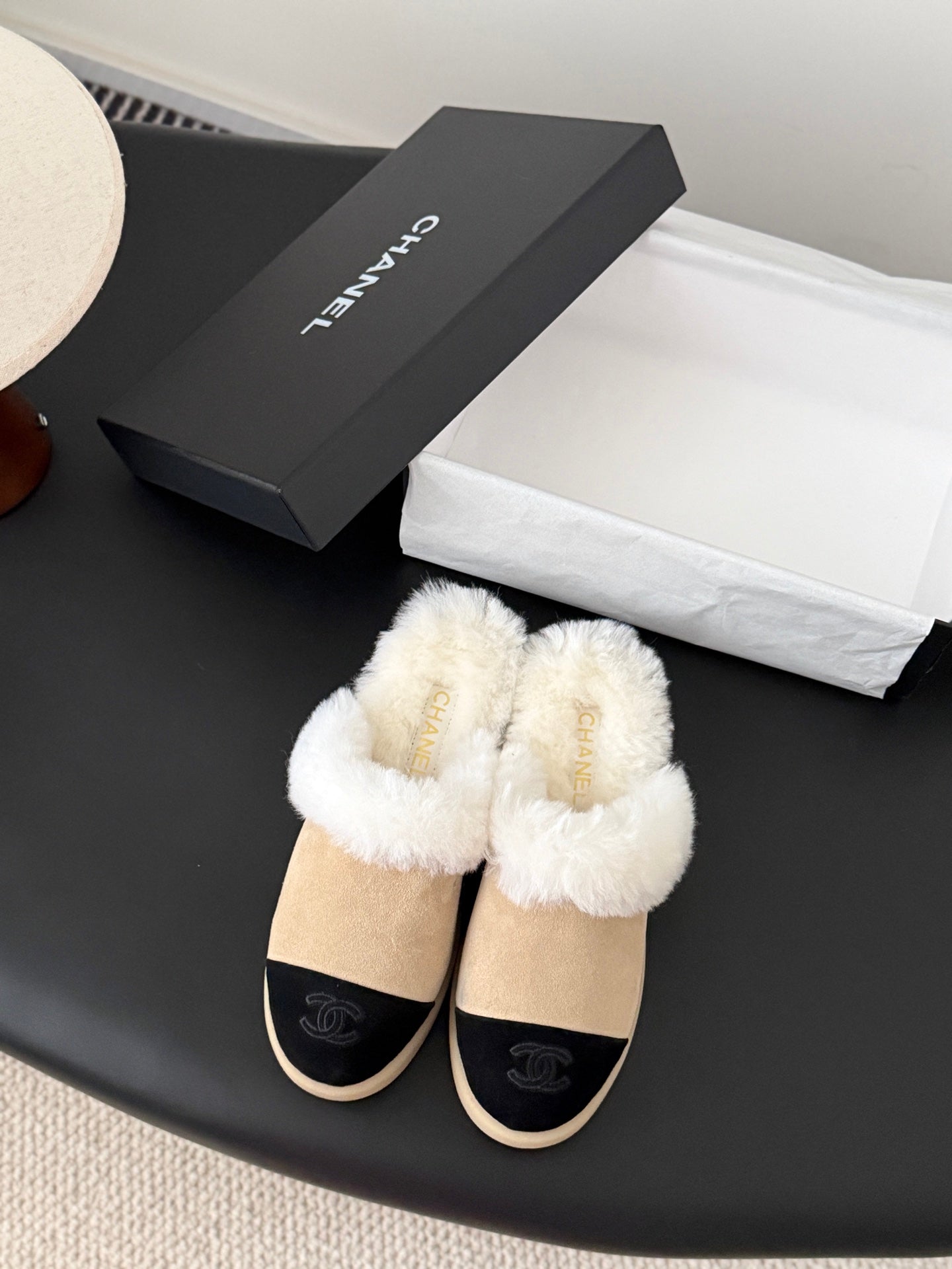 Che New autumn/winter plush slippers