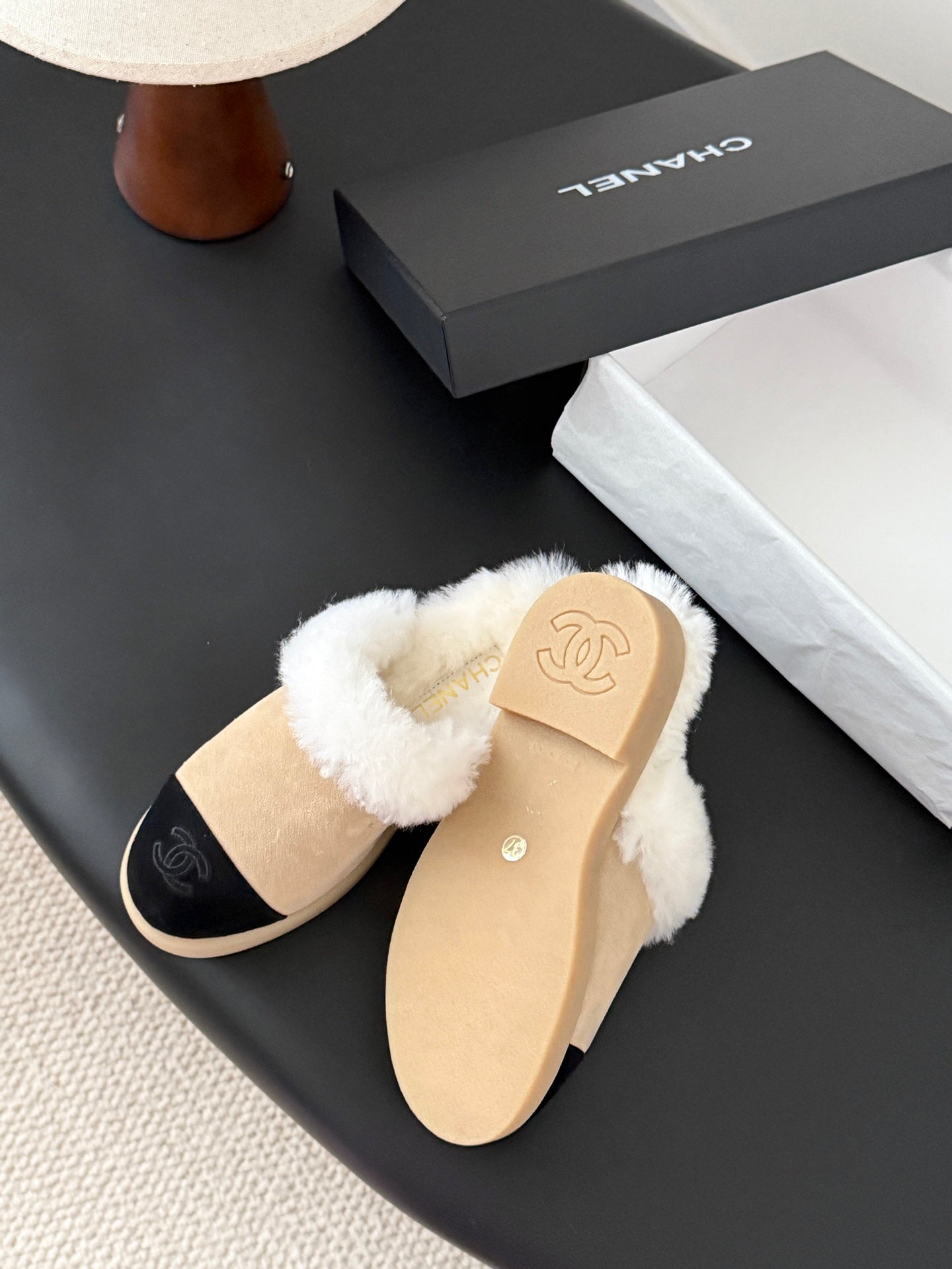 Che New autumn/winter plush slippers