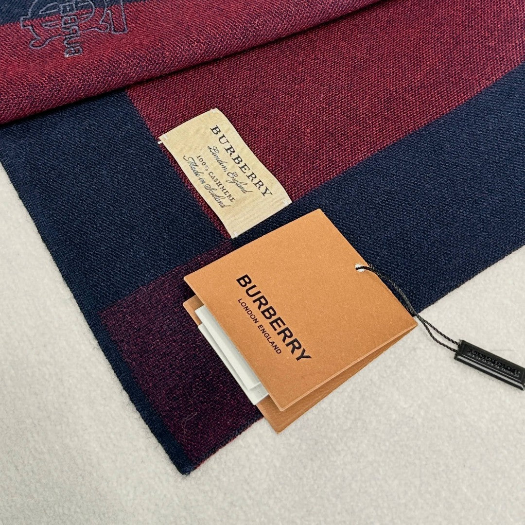 Bu** New cashmere scarf