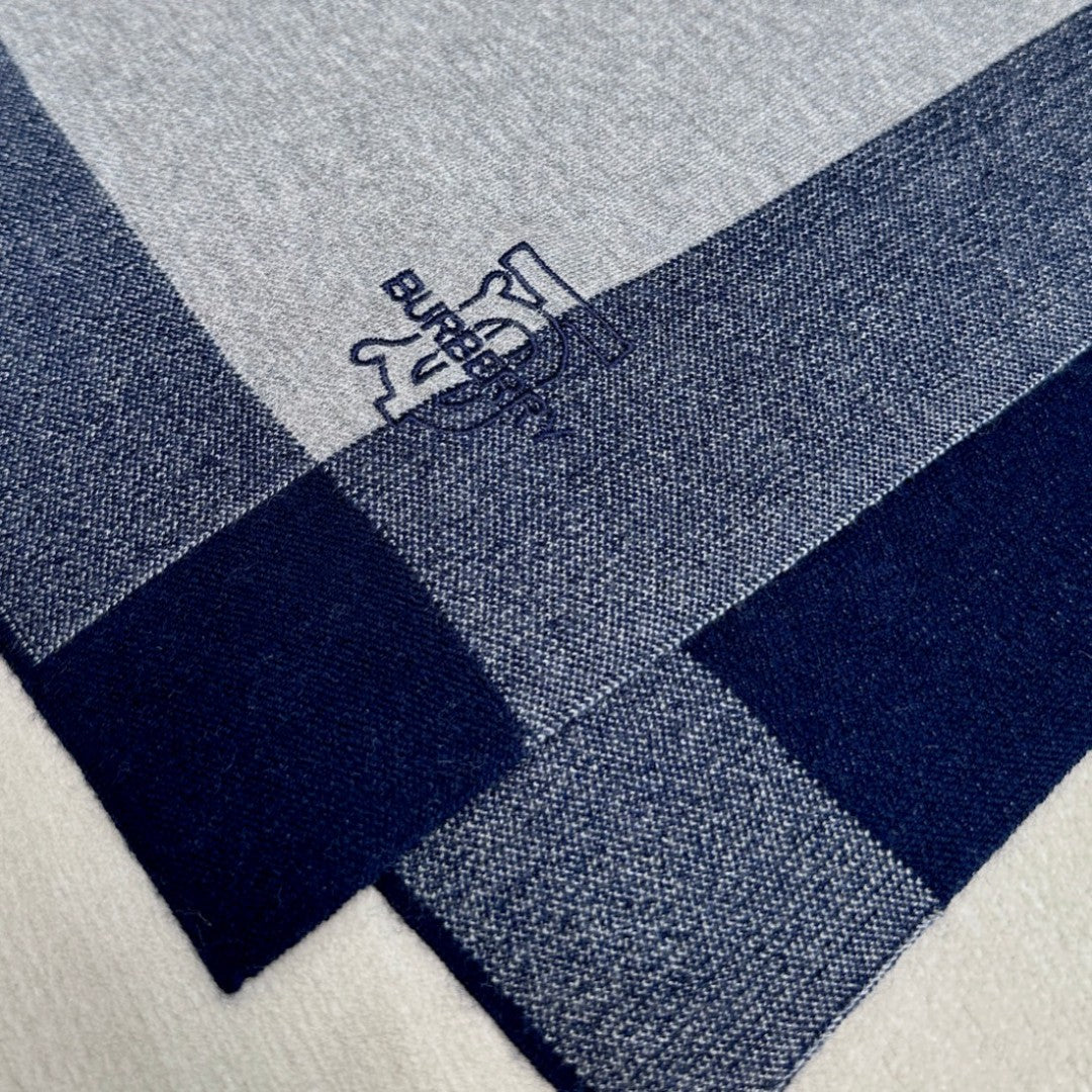 Bu** New cashmere scarf