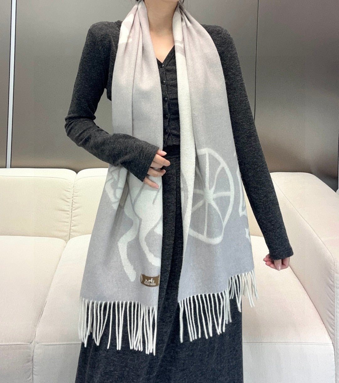 Her** New cashmere scarf
