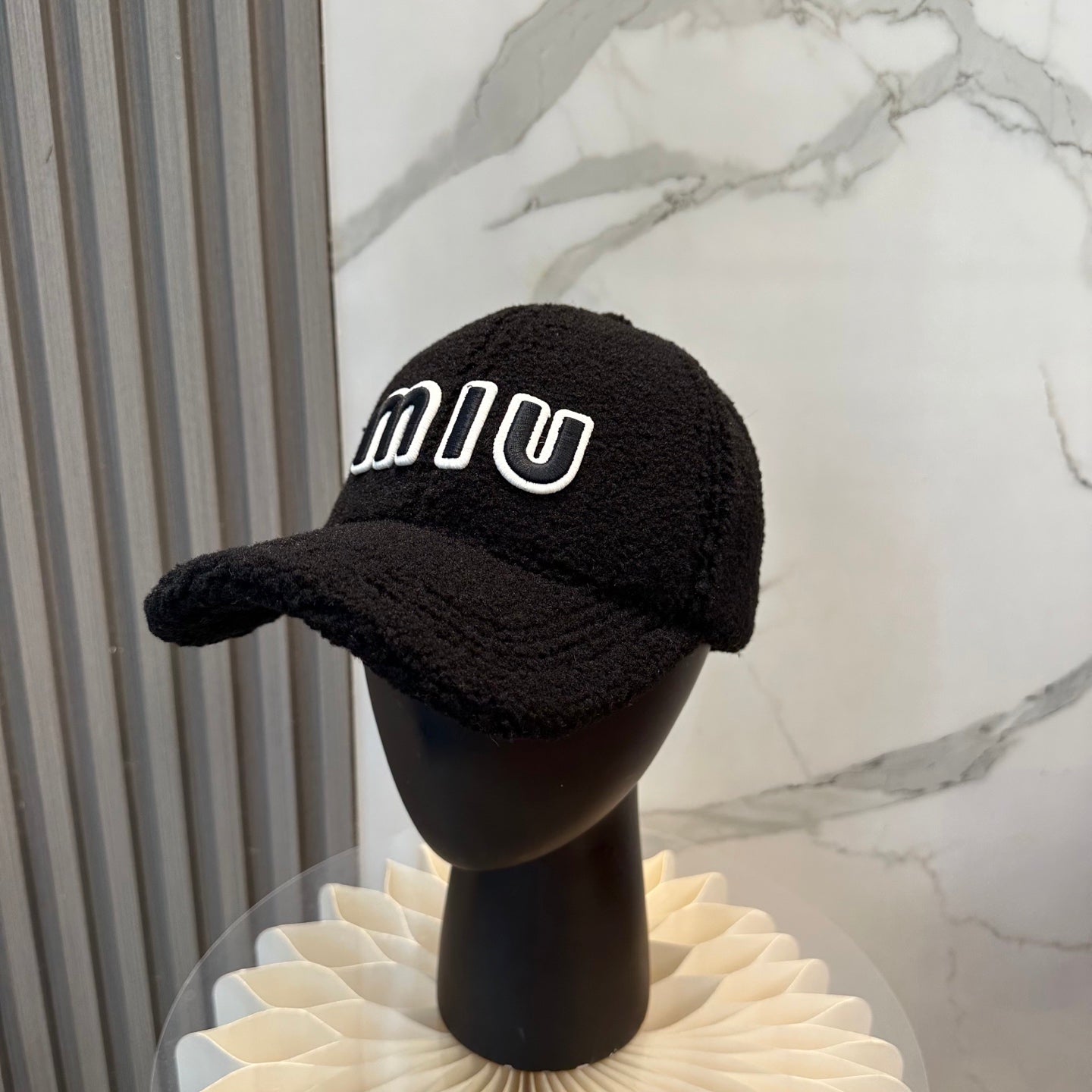 Mu** ~ New Autumn-Winter Sheepskin Baseball Cap