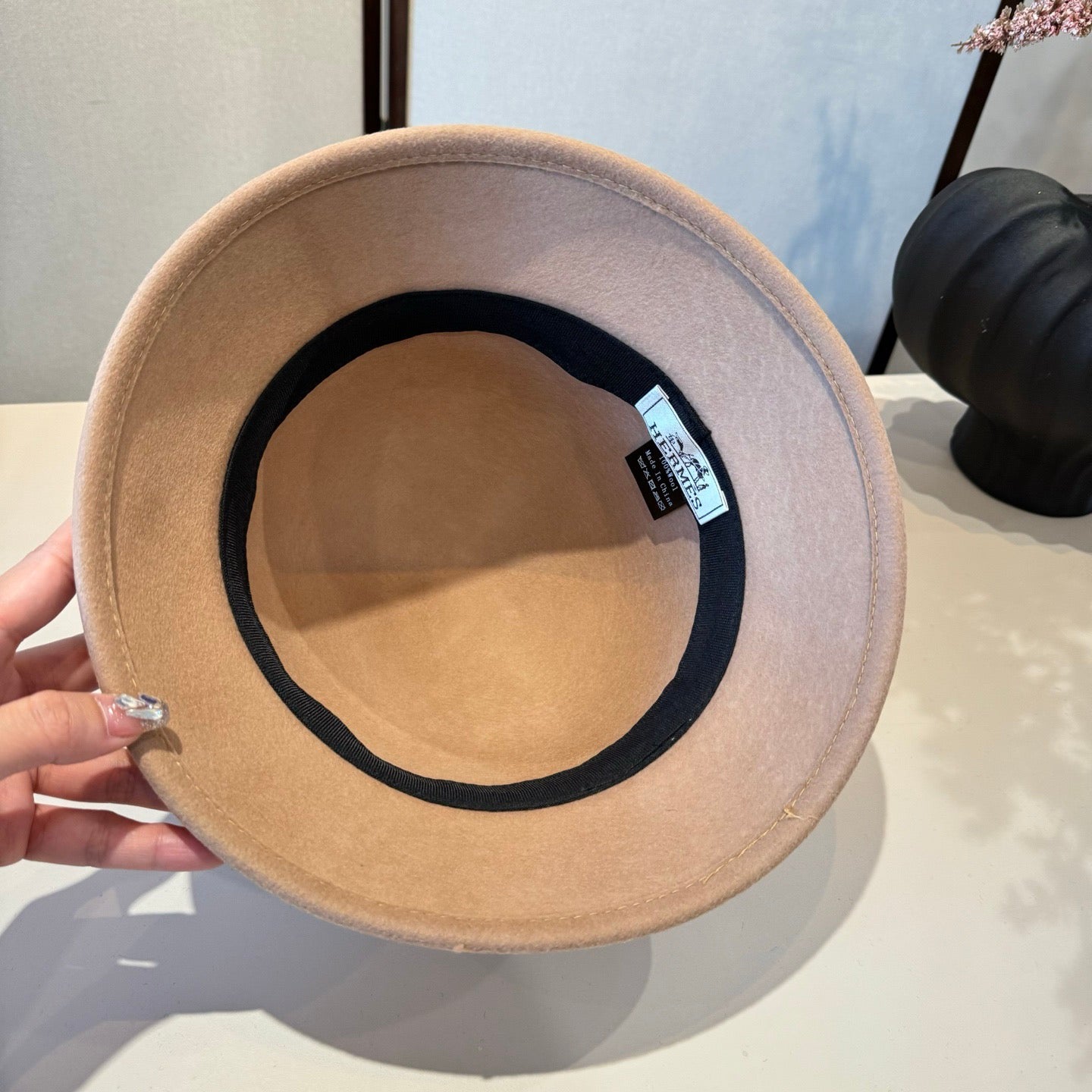 Her**New fall and winter wool bucket hats