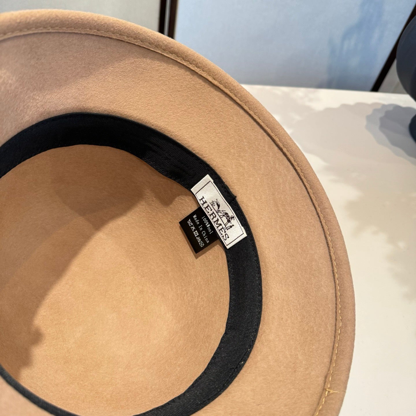 Her**New fall and winter wool bucket hats