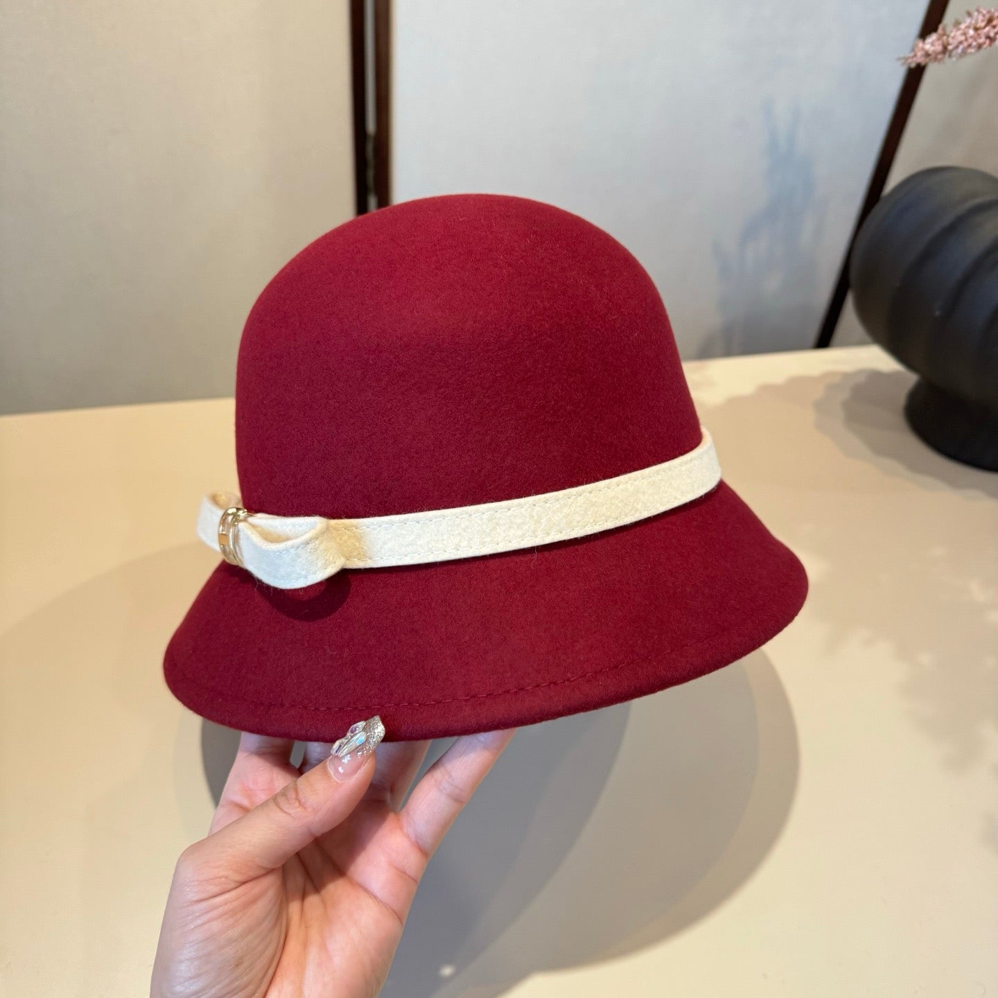 Her**New fall and winter wool bucket hats