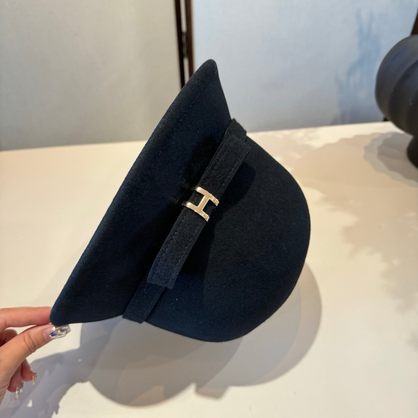 Her**New fall and winter wool bucket hats