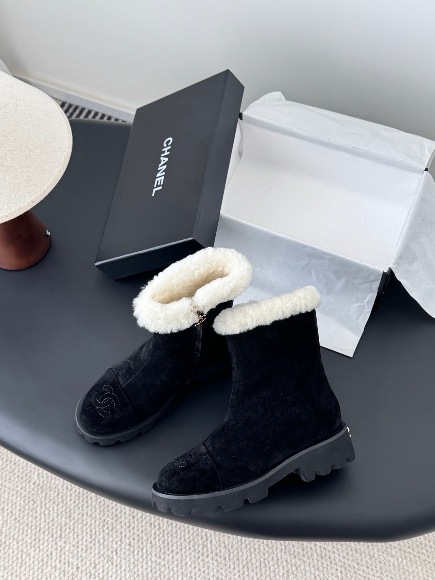 Che New autumn/winter fluffy ankle boots